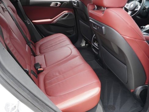 Used 2022 BMW X6 xDrive40i w/ M Sport Package AWD/4WD image 32