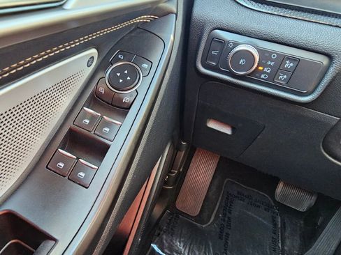 Used 2020 Ford Explorer ST w/ ST Street Pack image 43