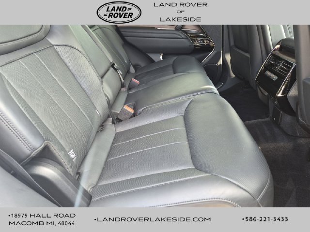 Used 2023 Land Rover Range Rover Sport SE AWD/4WD image 17