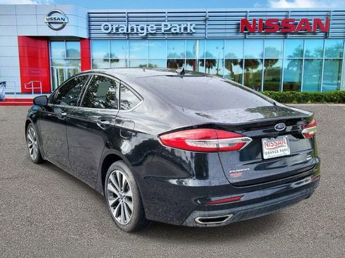 Used 2020 Ford Fusion SE AWD/4WD image 3