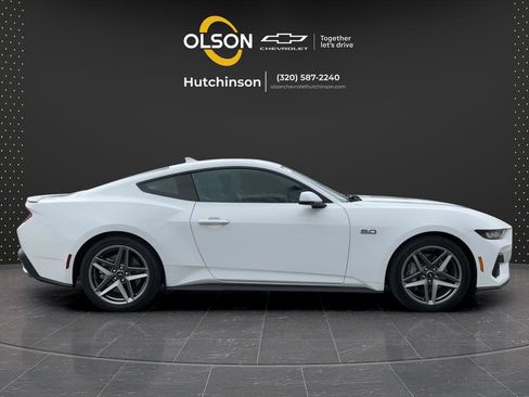 Used 2024 Ford Mustang GT Premium RWD image 15