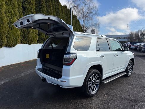 Certified 2024 Toyota 4Runner Limited image 9