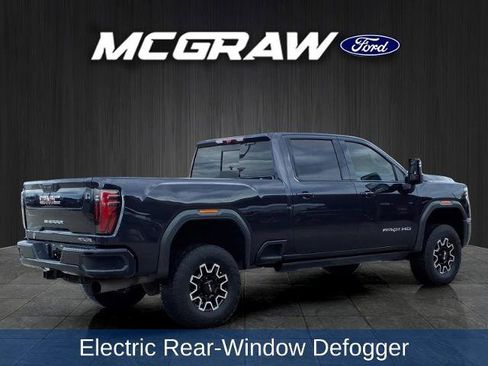 Used 2024 GMC Sierra 2500 AT4X AWD/4WD image 8
