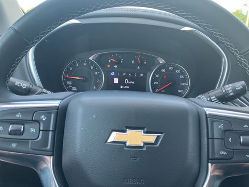 Used 2023 Chevrolet Blazer LT w/ Sound & Technology Package FWD image 13