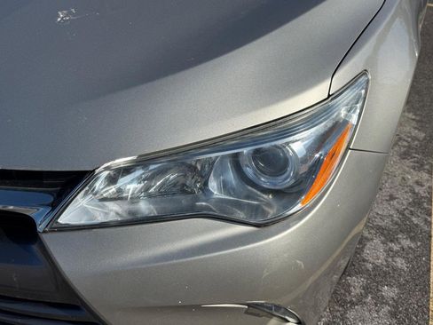 Used 2017 Toyota Camry LE FWD image 4