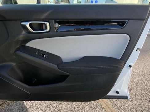 Certified 2025 Honda Civic Sport image 29