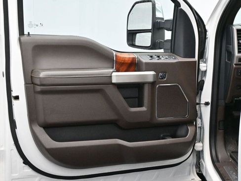 Used 2022 Ford F350 King Ranch w/ King Ranch Ultimate Package image 11