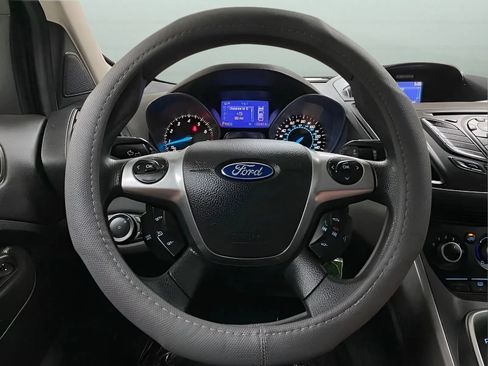 Used 2013 Ford Escape SE FWD image 17