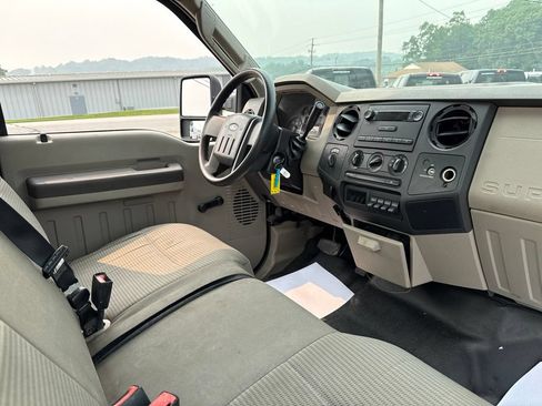 Used 2010 Ford F250 XLT AWD/4WD image 7