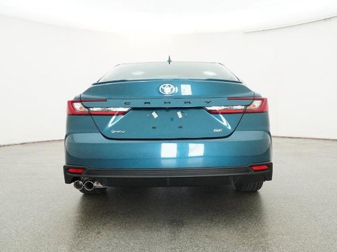 New 2026 Toyota Camry SE image 33