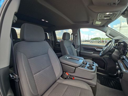 Used 2024 Chevrolet Silverado 1500 LT w/ Convenience Package II RWD image 33