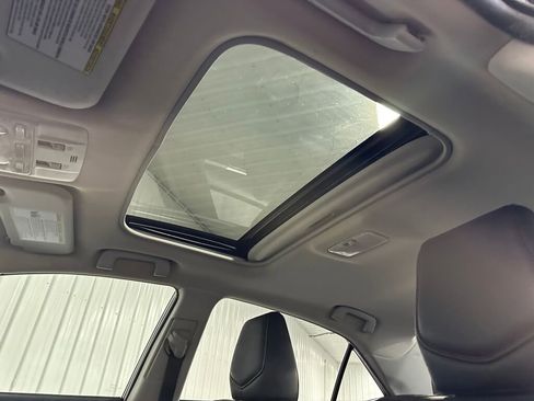 Used 2016 Toyota Corolla S Special Edition image 17