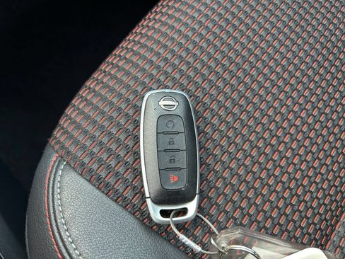 Used 2026 Nissan Kicks SR AWD/4WD image 18