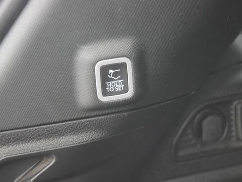 Used 2023 Jeep Grand Cherokee Altitude AWD/4WD image 26