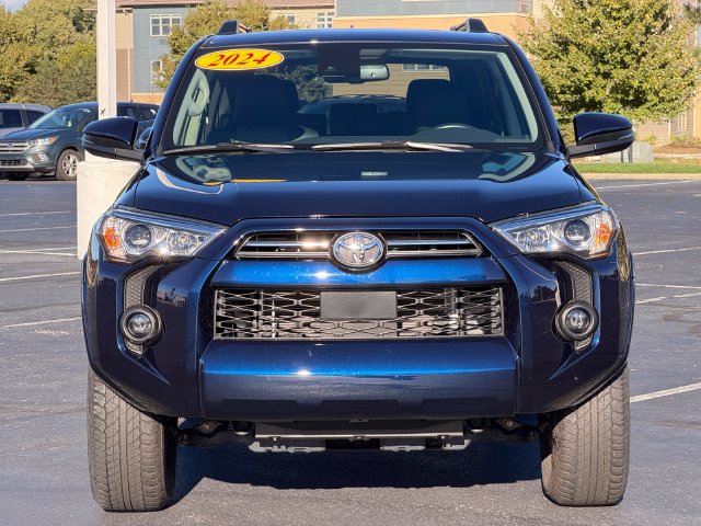 Certified 2024 Toyota 4Runner SR5 Premium w/ Moonroof Package AWD/4WD image 9