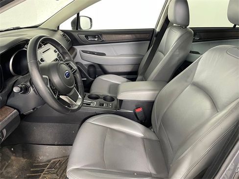Used 2018 Subaru Outback 2.5i Limited w/ Popular Package #2 image 2