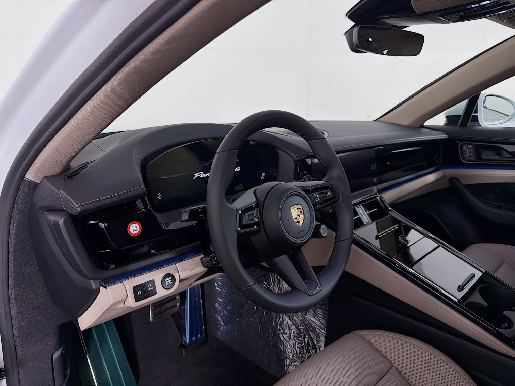 New 2026 Porsche Panamera 4 AWD/4WD image 4