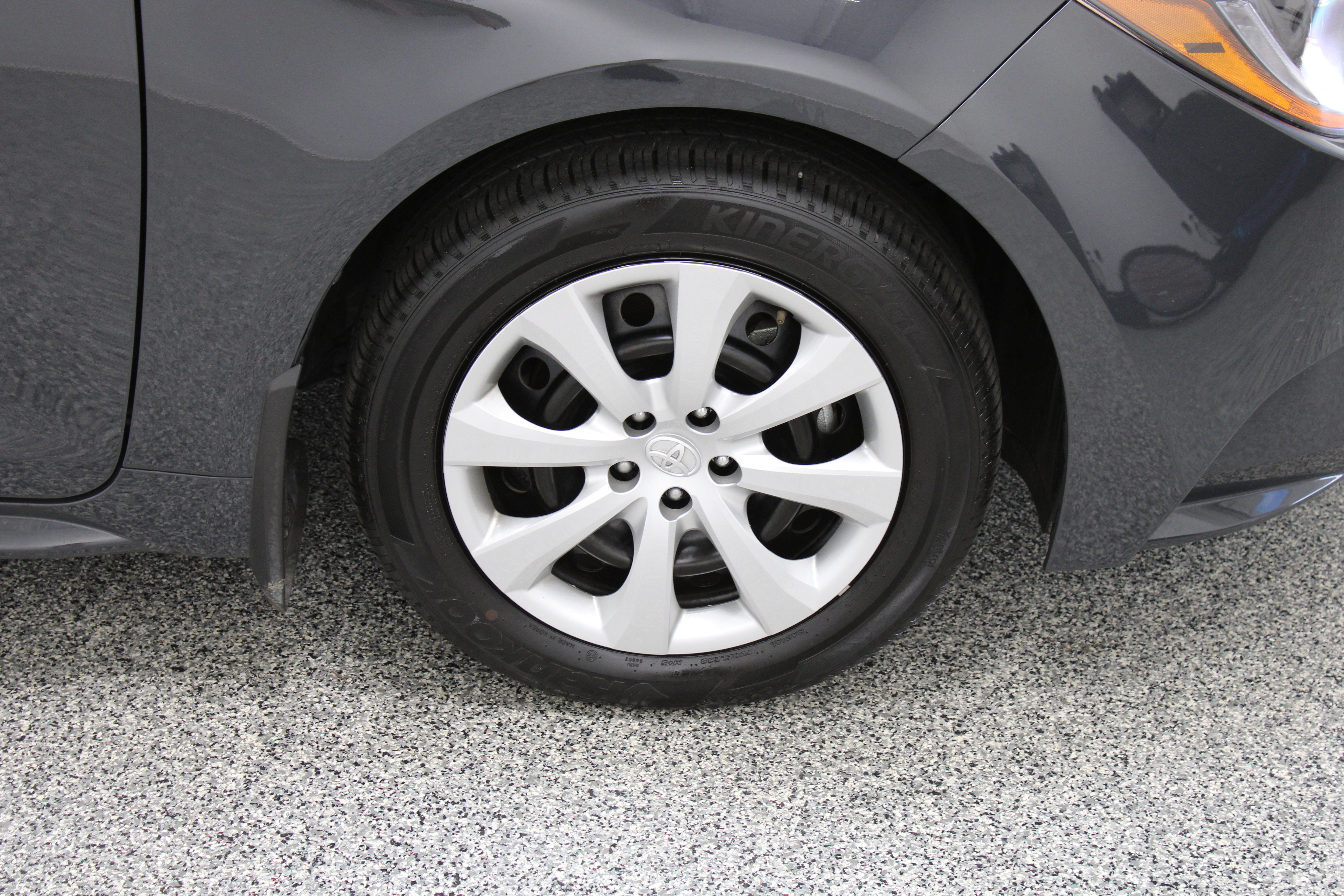 Certified 2026 Toyota Corolla LE FWD image 5
