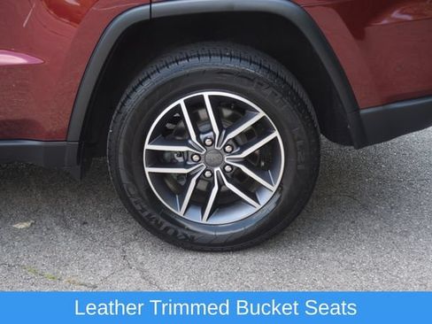 Used 2020 Jeep Grand Cherokee Limited AWD/4WD image 29