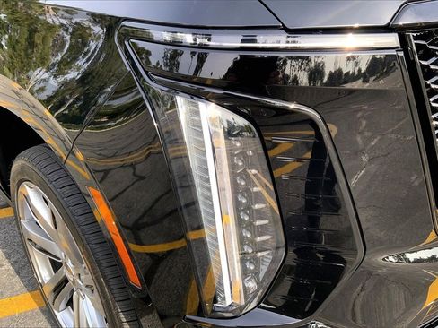 New 2026 Cadillac Escalade Sport image 14