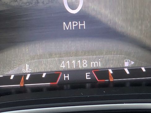 Used 2021 Jeep Cherokee Limited w/ Elite Package FWD image 32