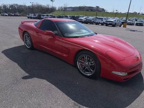 Used 2000 Chevrolet Corvette Coupe w/ Roof Pkg image 6
