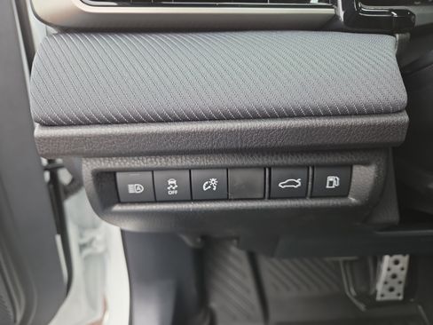 Certified 2026 Toyota Camry SE image 27