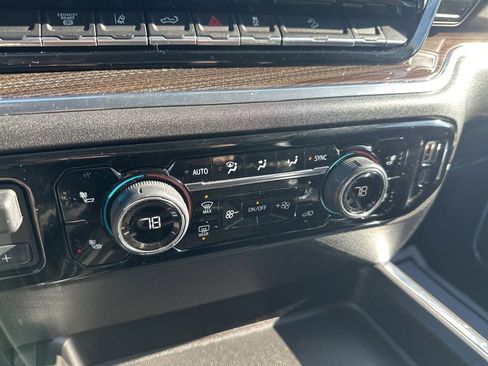 Used 2024 Chevrolet Silverado 2500 LT image 21