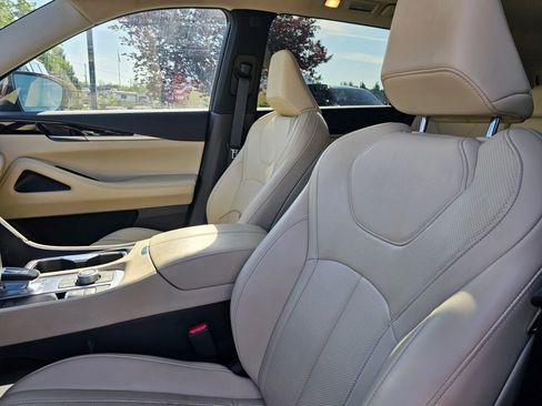 Used 2025 INFINITI QX60 Pure w/ Cargo Package AWD/4WD image 26