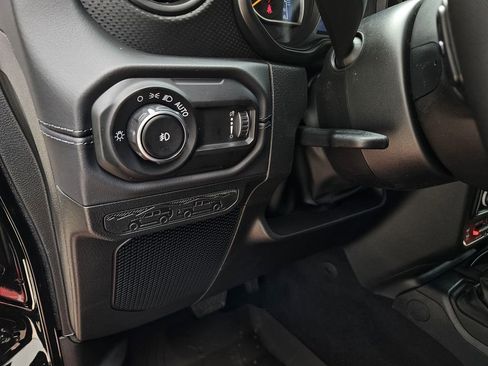New 2026 Jeep Wrangler Unlimited Rubicon AWD/4WD image 16
