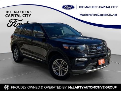 Used 2022 Ford Explorer XLT w/ Equipment Group 202A AWD/4WD image 1
