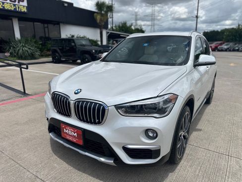 Used 2017 BMW X1 sDrive28i FWD image 1