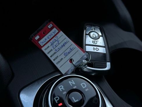 Used 2025 Ford Escape ST-Line image 37