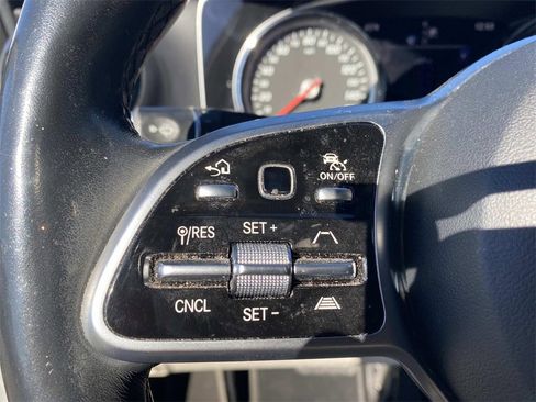 Certified 2019 Mercedes-Benz E 300 4MATIC image 18