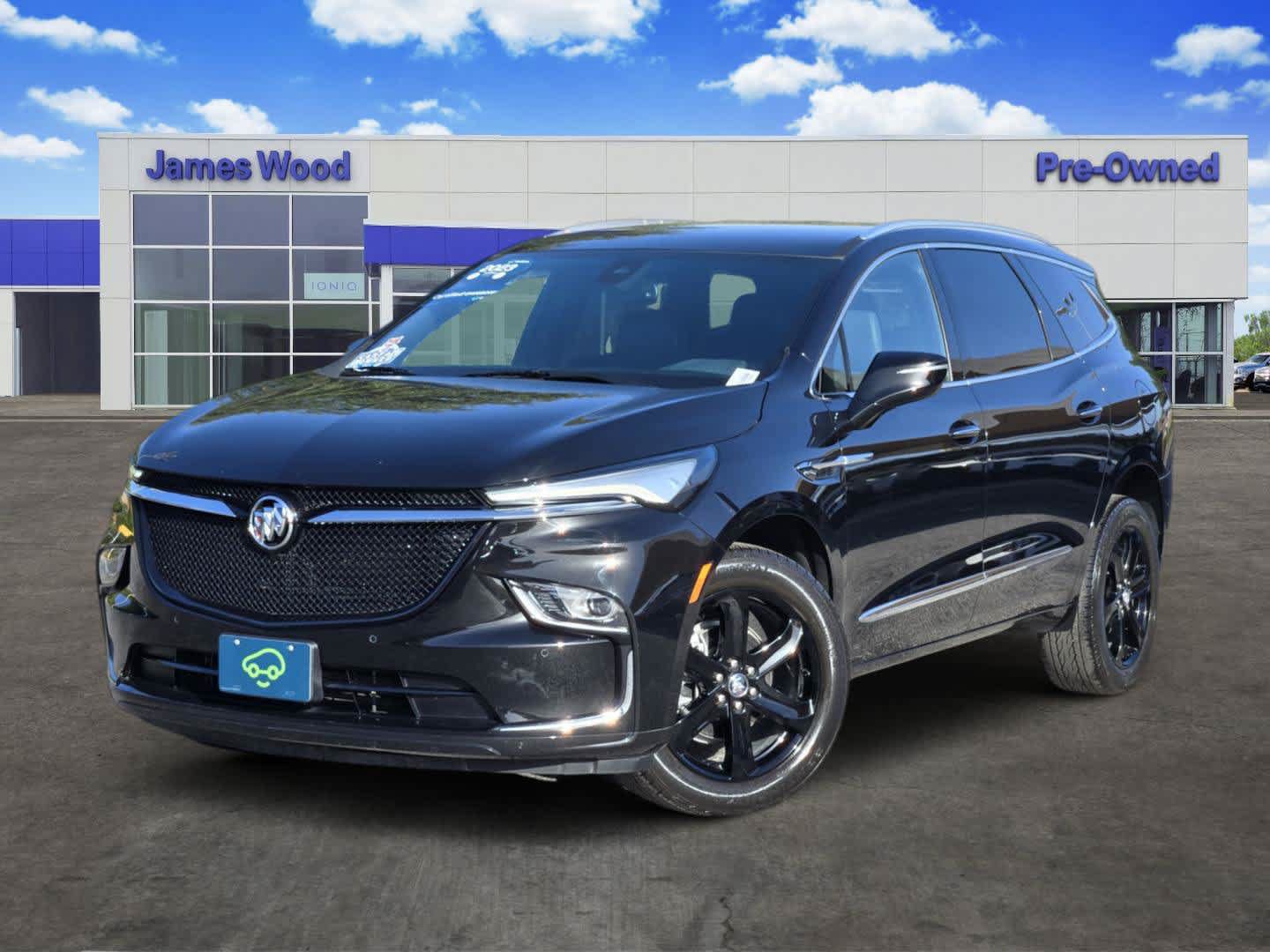 Used 2023 Buick Enclave Essence w/ Sport Touring Edition FWD image 1