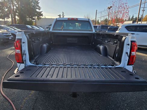Used 2018 GMC Sierra 1500 2WD Regular Cab image 15