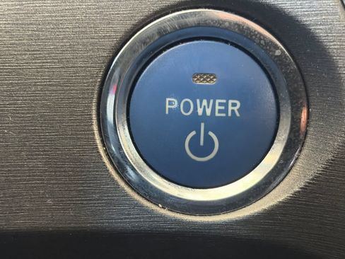 Used 2015 Toyota Prius Two FWD image 22