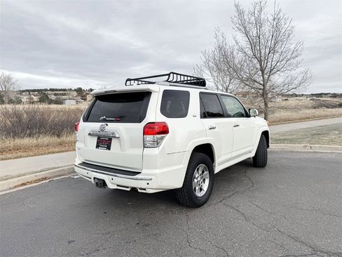 Used 2013 Toyota 4Runner SR5 image 6