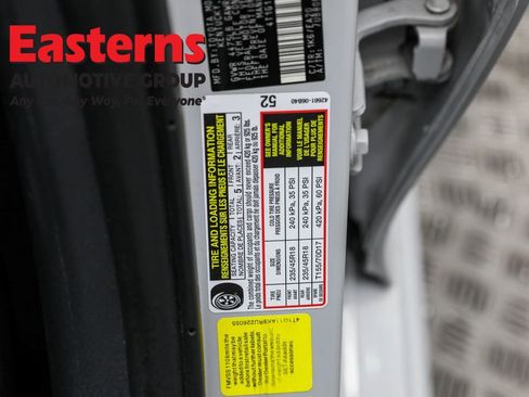 Used 2024 Toyota Camry SE image 36