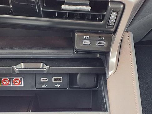 New 2026 Lexus RX 450h AWD image 26
