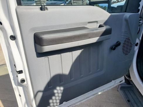 Used 2011 Ford F350 XL image 10