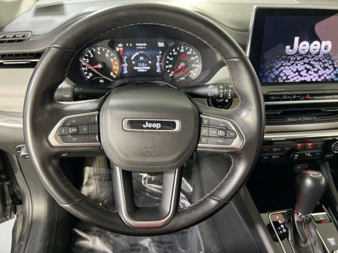 Used 2022 Jeep Compass Limited AWD/4WD image 11