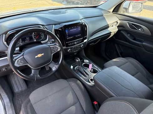 Used 2020 Chevrolet Traverse LT w/ LPO, Floor Liner Package AWD/4WD image 25