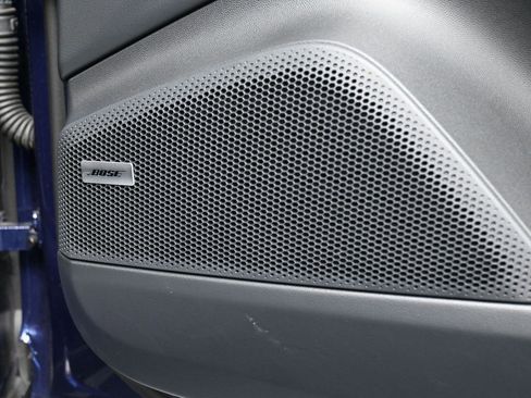 Certified 2024 Porsche Macan 4 Electric image 31