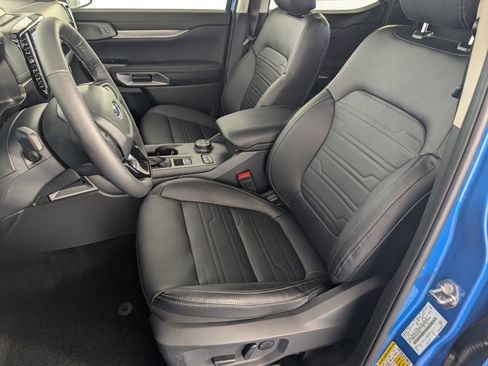 New 2025 Ford Ranger Lariat w/ FX4 Off-Road Package image 9