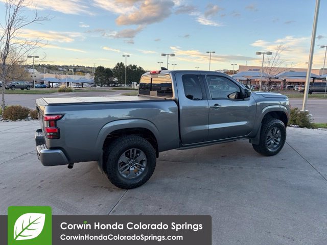 Used 2025 Nissan Frontier SV AWD/4WD image 14