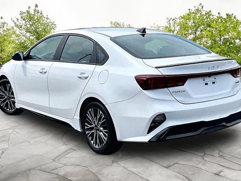 Used 2023 Kia Forte GT-Line w/ GT-Line Premium Package FWD image 10