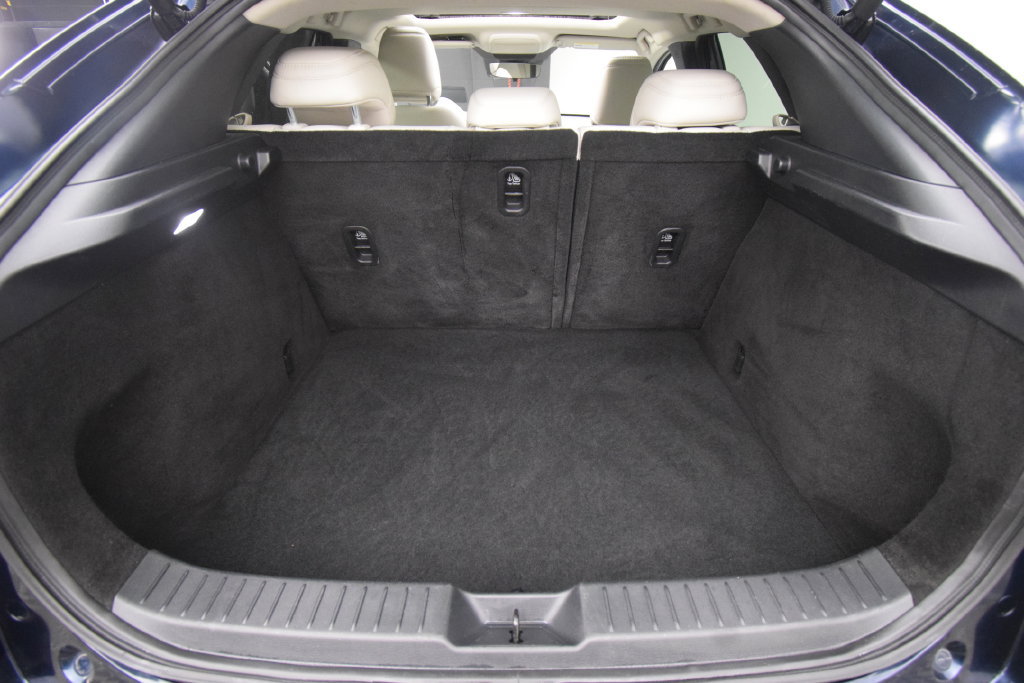 Used 2023 MAZDA CX-30 AWD 2.5 S w/ Premium Package image 26