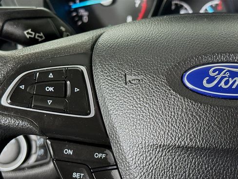 Used 2019 Ford Escape SE image 13