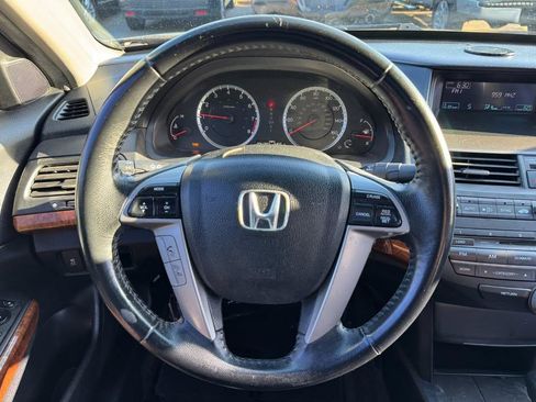 Used 2011 Honda Accord EX-L image 17